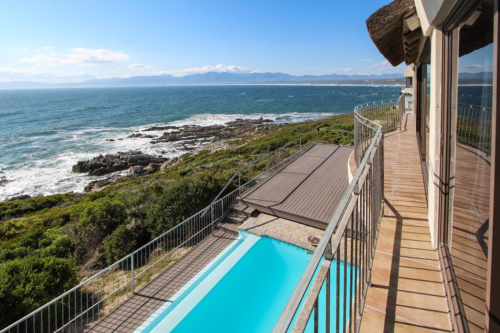 Whale Huys Luxury Oceanfront Eco Villa Gansbaai Ruang foto